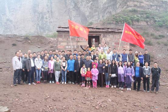 好博网页版登录入口成功举行军事素质拓展训练